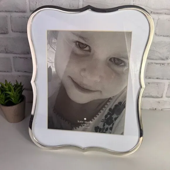Kate Spade x Lenox Crownpoint Silverplate 8x10 Frame