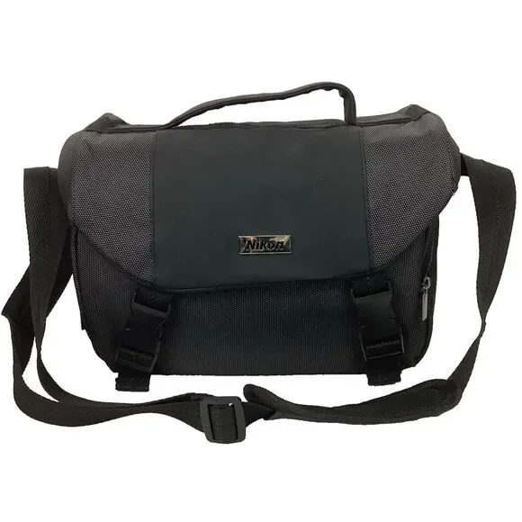 Nikon Camera Bag 17076 - Black - Soft Shell - Shoulder Strap - Polyester