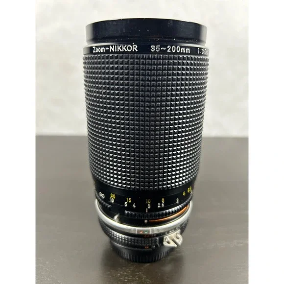 Nikon Zoom-NIKKOR 35-200mm f/3.5-4.5 Ai-S Manual Focus Lens 210530