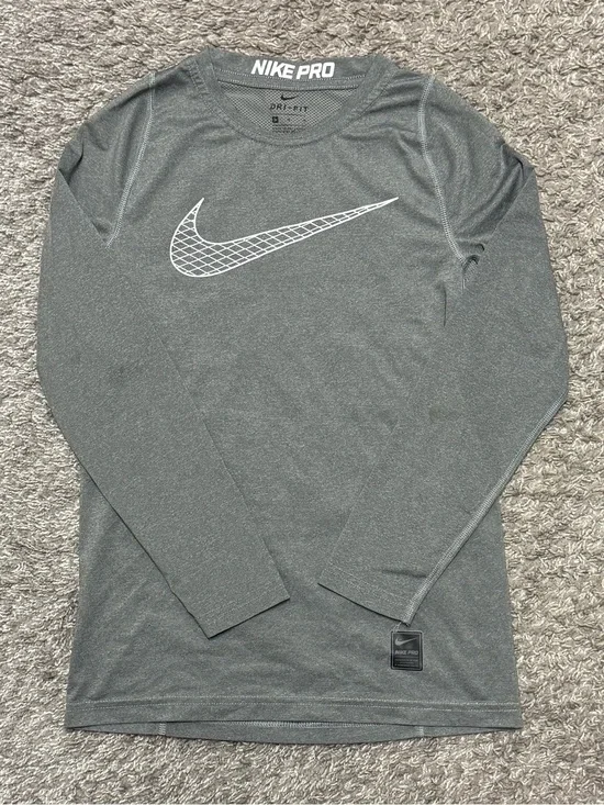 VGUC Youth Nike Pro Long Sleeve Dri-fit LS Grey Shirt, Size M