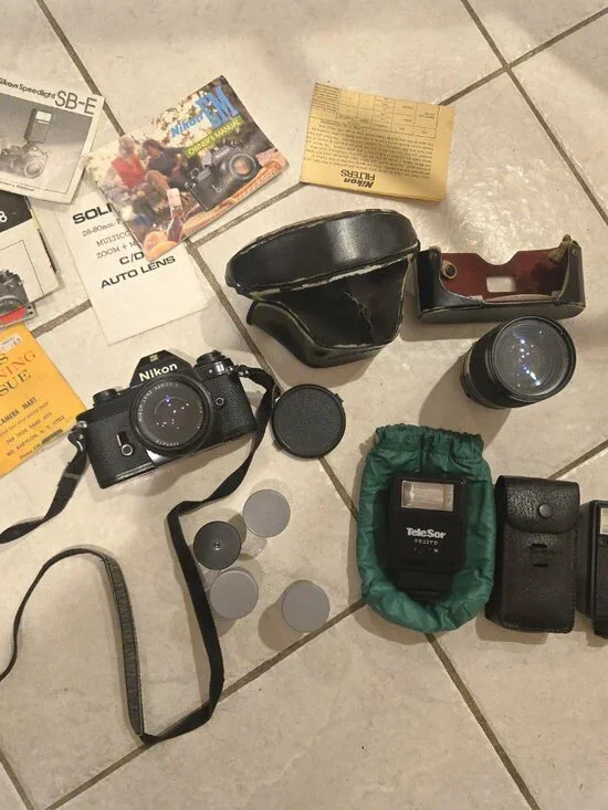 Vintage Nikon EM 35mm Film Camera Achiever 115A SB-E Speedlight Soligor Zoom Mac