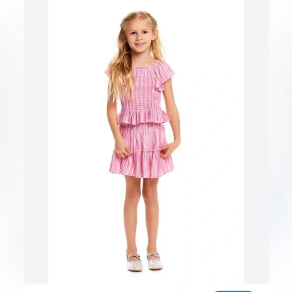Andy & Evan Smocked Flutter Short Sleeve Sleeve Top