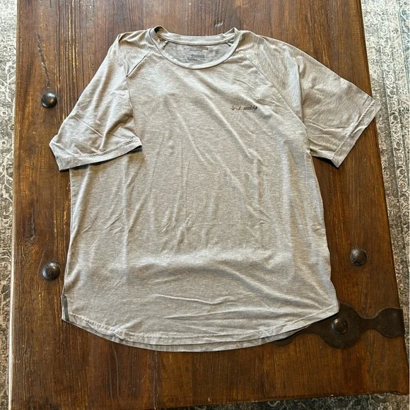 Columbia Heather Gray Short Sleeve Shirt