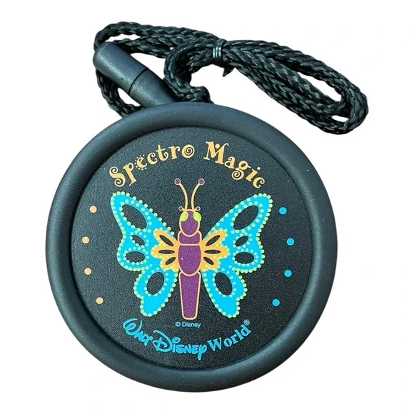 Walt Disney World Spectro Magic Parade Light Up Necklace/Pin
