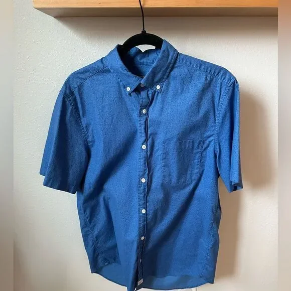 MENS VINEYARD VINES SHIRT SIZE MEDIUM