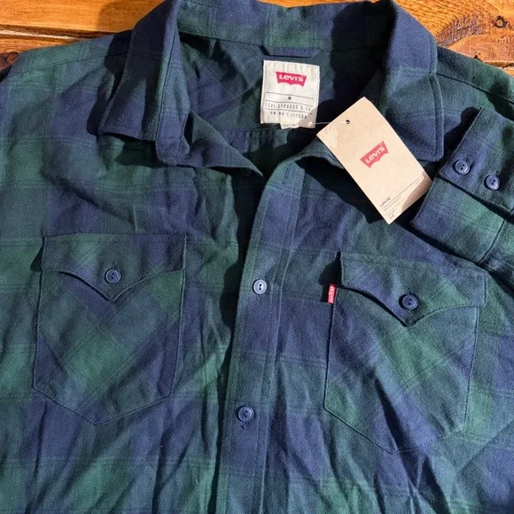 Levi's Flannel Shirt Mens Medium Pine Green Plaid Long Sleeve Button Down SEE