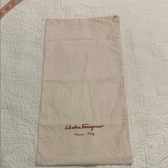 Salvatore Ferragamo Florence Italy Dust Bag. Soft Beige Made in Italy. PreOwned