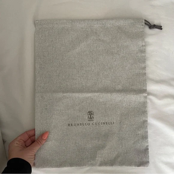 Brunello Cucinelli Dust Bag – Keep Your Items Safe and Dust-Free