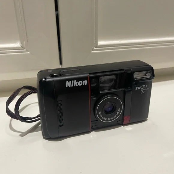 Nikon TW 20 Camera