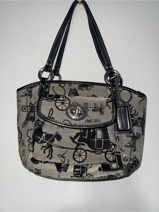 Y2K Coach Horse and carriage monogram leah tote bag