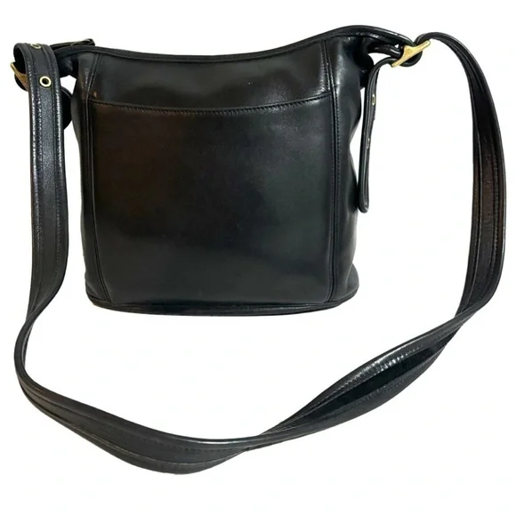 Coach vintage black leather crossbody handbag