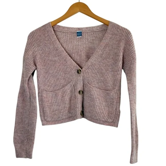 Old Navy | Pink knit wool blend cropped button front chunky cardigan