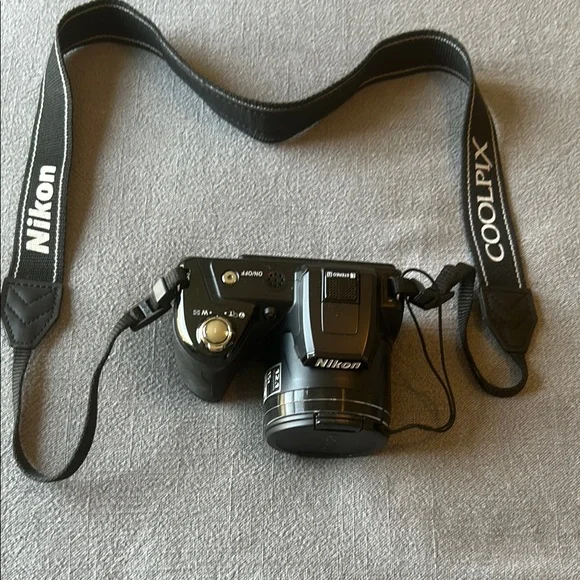 Nikon Coolpix L110 Camera