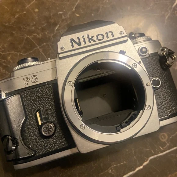 Vintage Nikon FG camera 📸