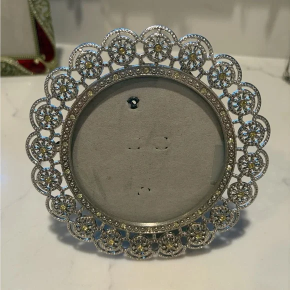 Decorative Silver Floral Round Picture Frame with Crystal Accents