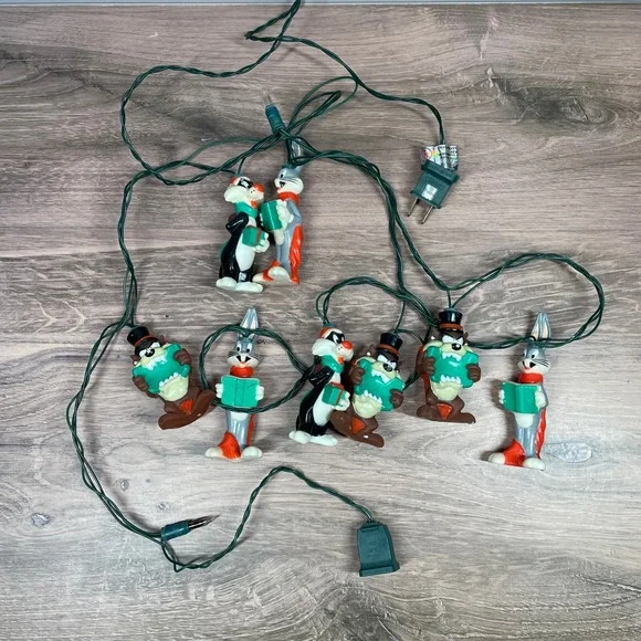 Vintage 1997 Looney Tunes Bugs Bunny Taz Sylvester Christmas Lights Set of 8
