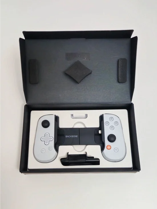 Backbone Mobile Gaming Controller - White