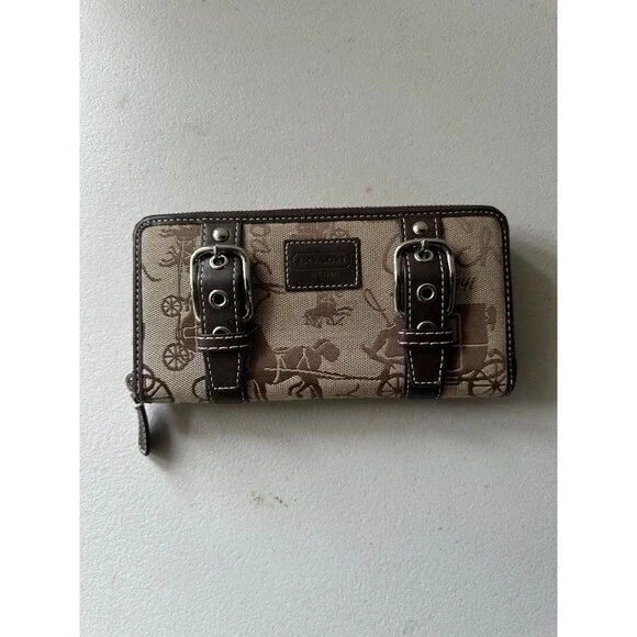 Vintage Coach Zoe Iconic Horse Carriage Canvas Leather Trim Zip Around Wallet