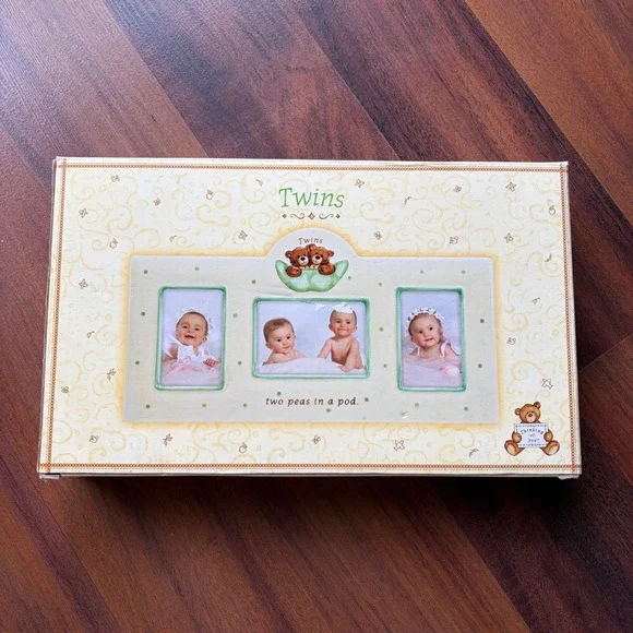 Gund Thinking of You‎ Twins Two Peas in a Pod Ceramic 3-Opening Picture Frame