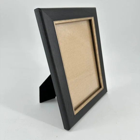 Threshold 5x7 Photo Frame Black and Gold Wood Grain Tabletop Wall Mount‎ Decor