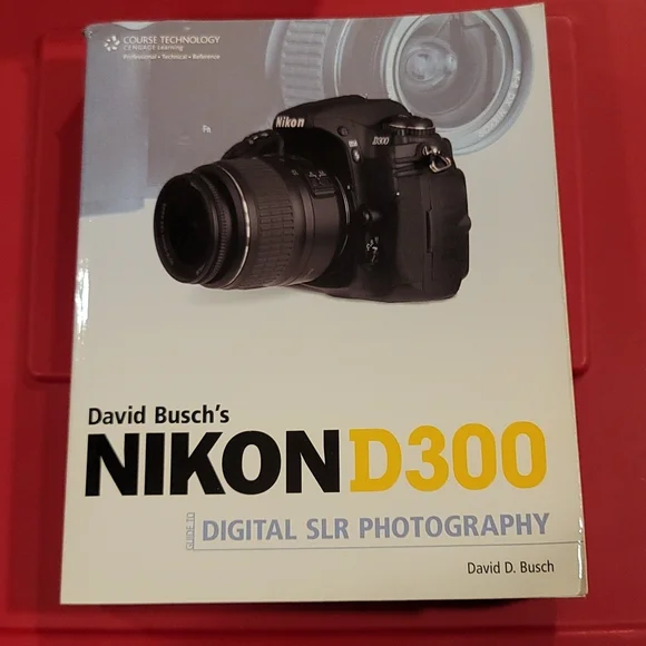 David Busch's Nikon D300 manual