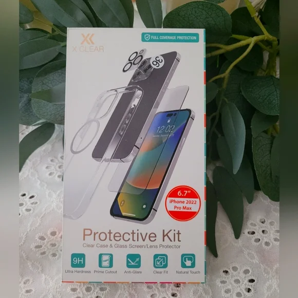 XClear Protective Kit for iPhone 2022 Pro Max - Clear