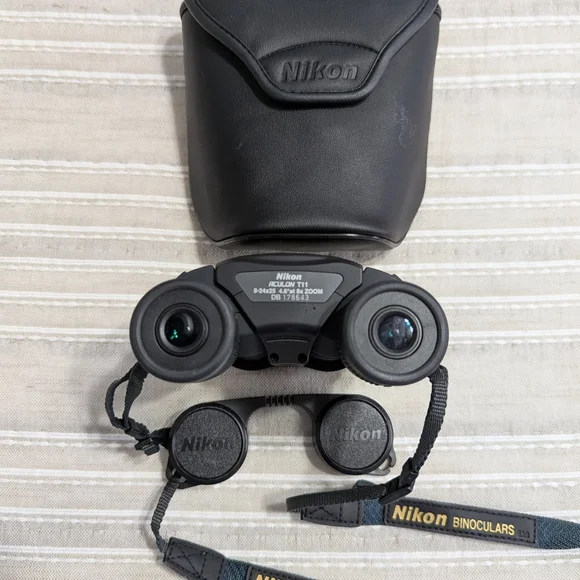 Nikon Black Compact Binoculars with Case