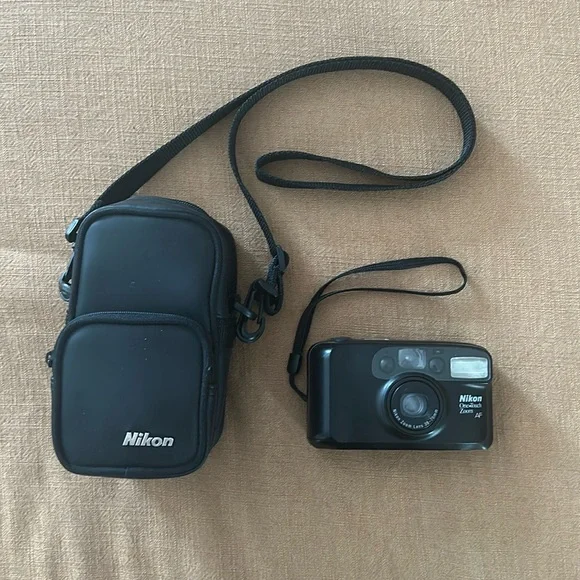 Nikon One Touch Zoom AF 35mm Film Camera