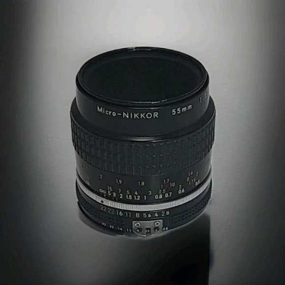 NIKON MICRO-NIKKOR 55mm f/2.8 MF Lens AIS/AI-S Mount fits FILM DIGITAL EXCELLENT