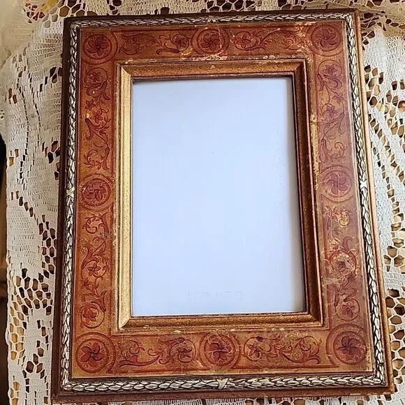 Distressed Weighted Gilded Floral Photo Frame