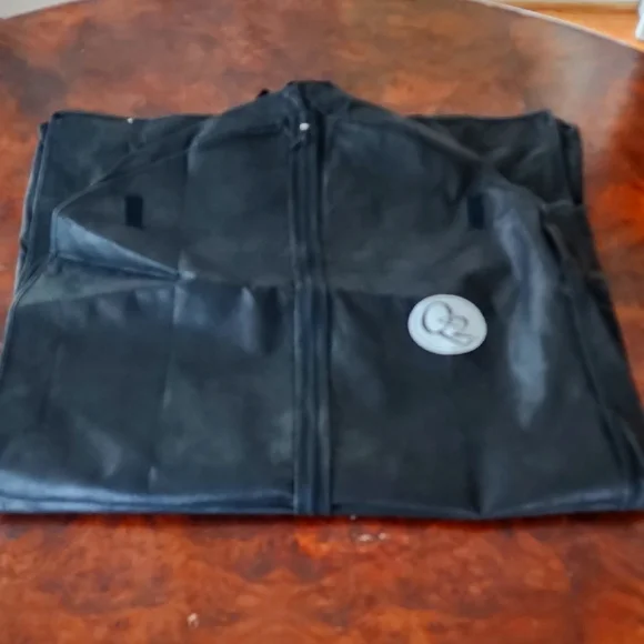 Folding Black Garment Bag with Q2 Logo - 52