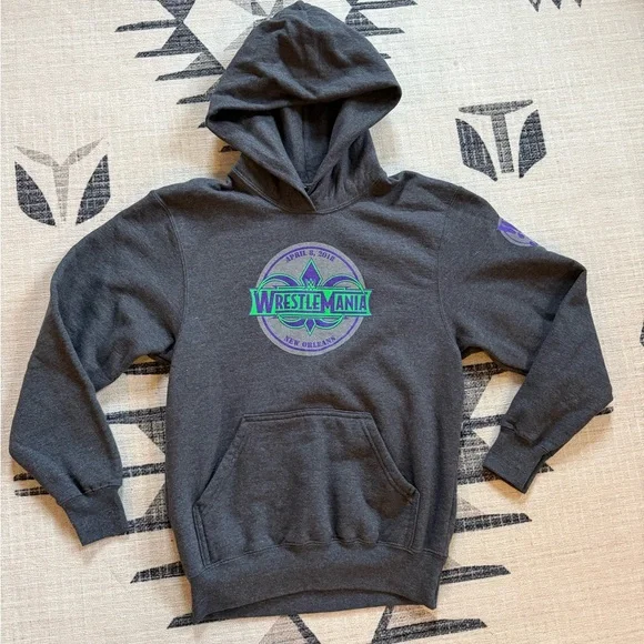 NEW WWE WrestleMania 34 New Orleans NOLA Youth Pullover Hoodie, YL