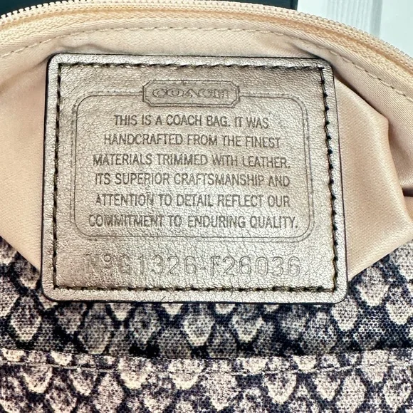 #71 COACH ~ Black Gray Beige Snakeskin Print Crossbody Hand Bag Silver Hardware