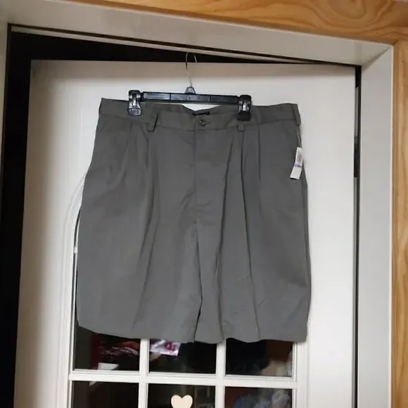 New Izod Golf Green Shorts Size Men's 38