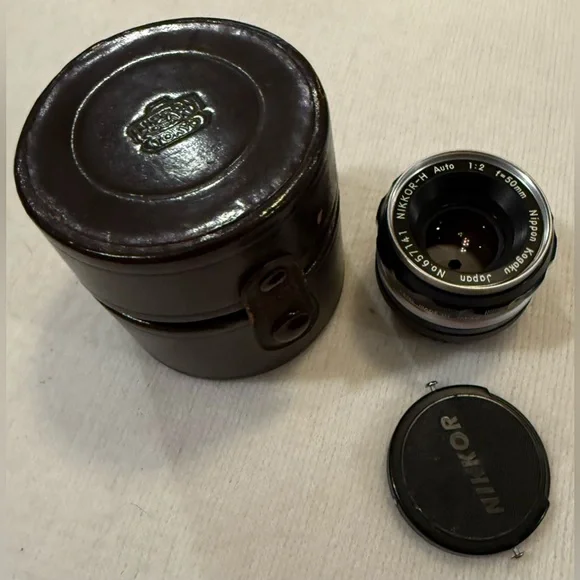 Nikon Nikkor-H Auto 50mm f/2 Non-AI Lens Manual Focus From JAPAN. W/leather case