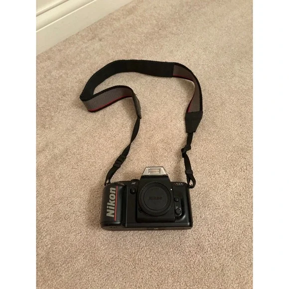 Nikon N5005 35mm SLR Film Camera Black Vintage with Strap Untested