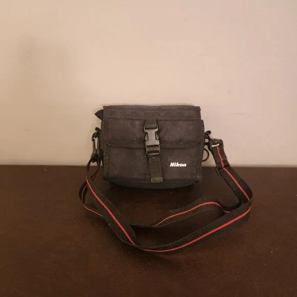 Nikon Camera Carry Bag with Adjustable Shoulder Strap - Black
