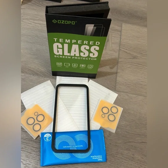 3 Screen Protectors iPhone 15 Pro & 2 Pack Tempered Glass Camera Lens Protector