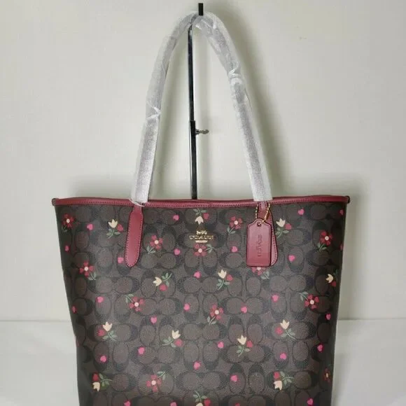 NWT C7616 COACH CITY TOTE IN SIGNATURE CANVAS WITH HEART PETAL PRINT
