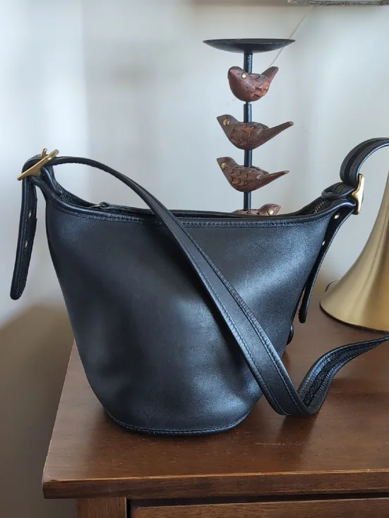 Coach Vintage ♣Maggie Bucket Bag- Black Round Feeder Shoulder/ Crossbody USA