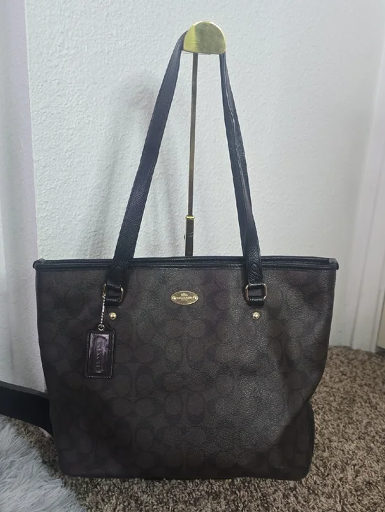 Coach Dark Brown & Black Mono Signature Medium Tote W/ Silver Hardware (EUC)🖤
