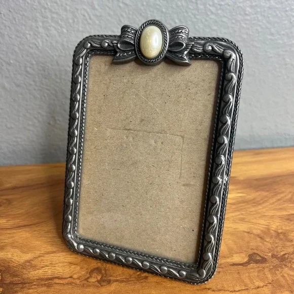 Vintage Photo Frame Small Rectangle Hollywood Regency Silver Bow Faux Pearl