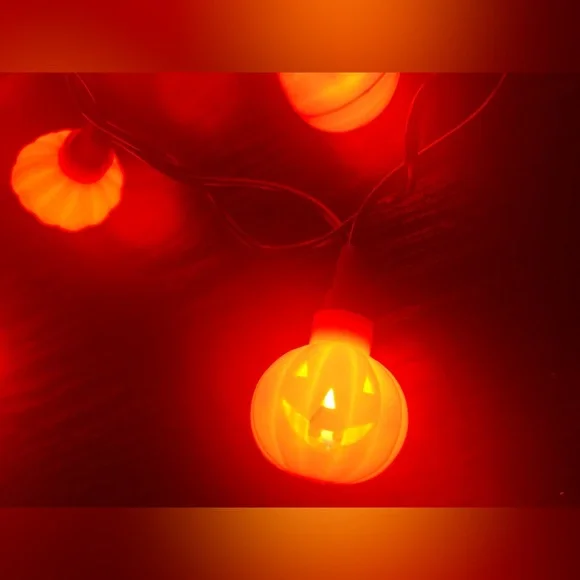 Pumpkins Jack O Lantern Happy Halloween String Lights Plastic 20 Mini Blow Mold
