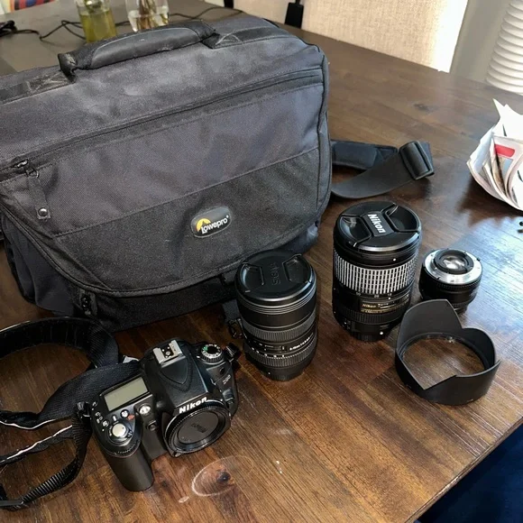 Nikon D90