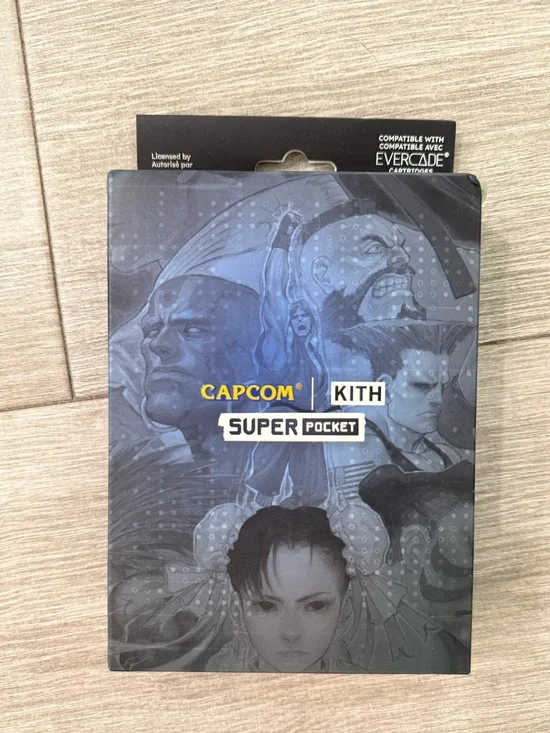 Capcom x Kith for Hyper Mega Tech Super Pocket fgkit2hmtusa Brand New IN HAND