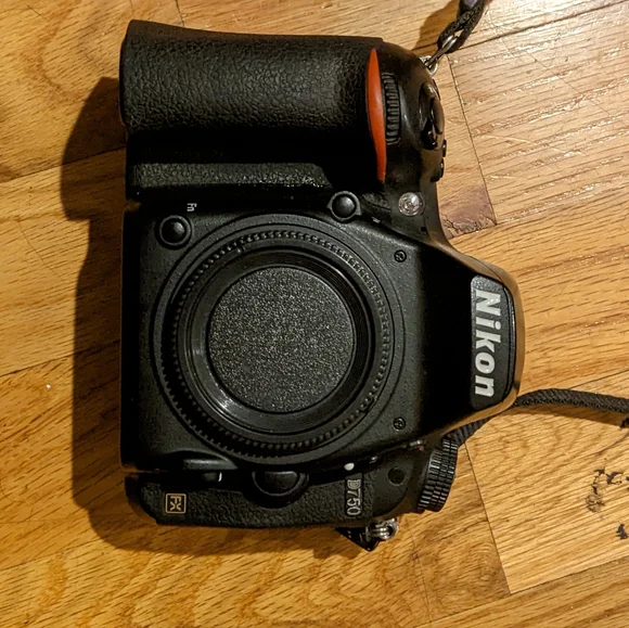 Nikon package 3