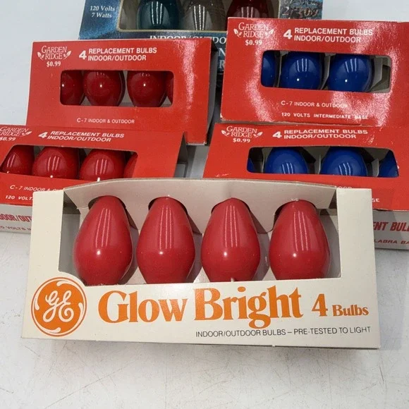 Lot Of Vintage GE & Garden Ridge C7, C9, C9-1/4 Christmas Light Bulbs Lamps