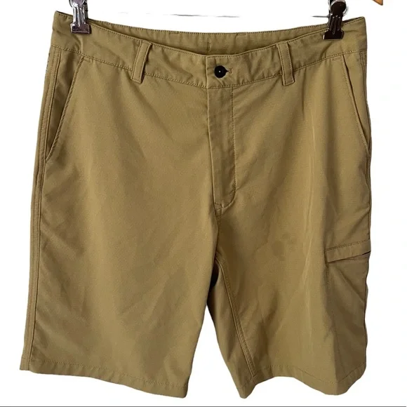 The North Face FLASHDRY Khaki Shorts Size 32