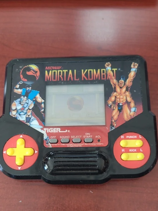 Tiger Midway Mortal Kombat Portable Handheld - WoRKS! 1988