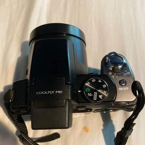 Nikon COOLPIX PE80 10.1 MP camera